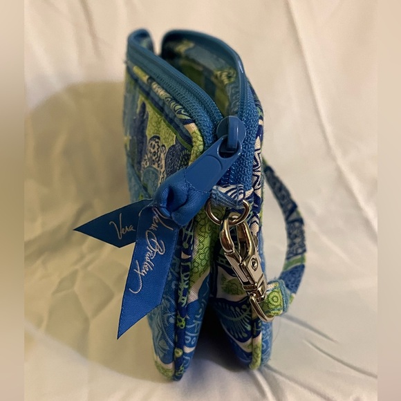 Vera Bradley Doodle Daisy Wristlet - Picture 5 of 5